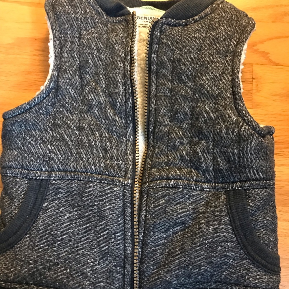 Boys 3T vest